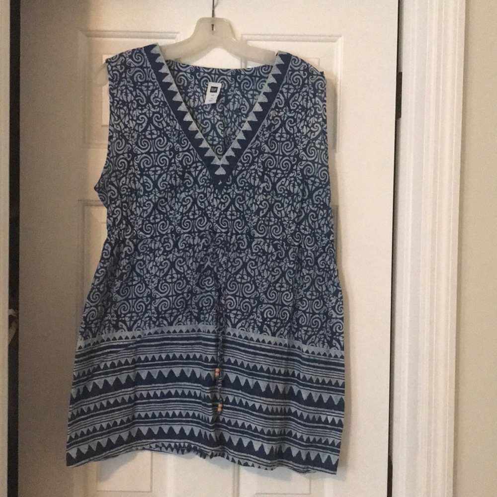 Gap top XL